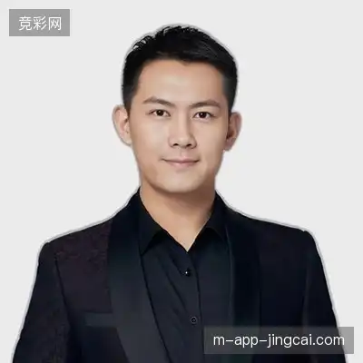 何一坤
